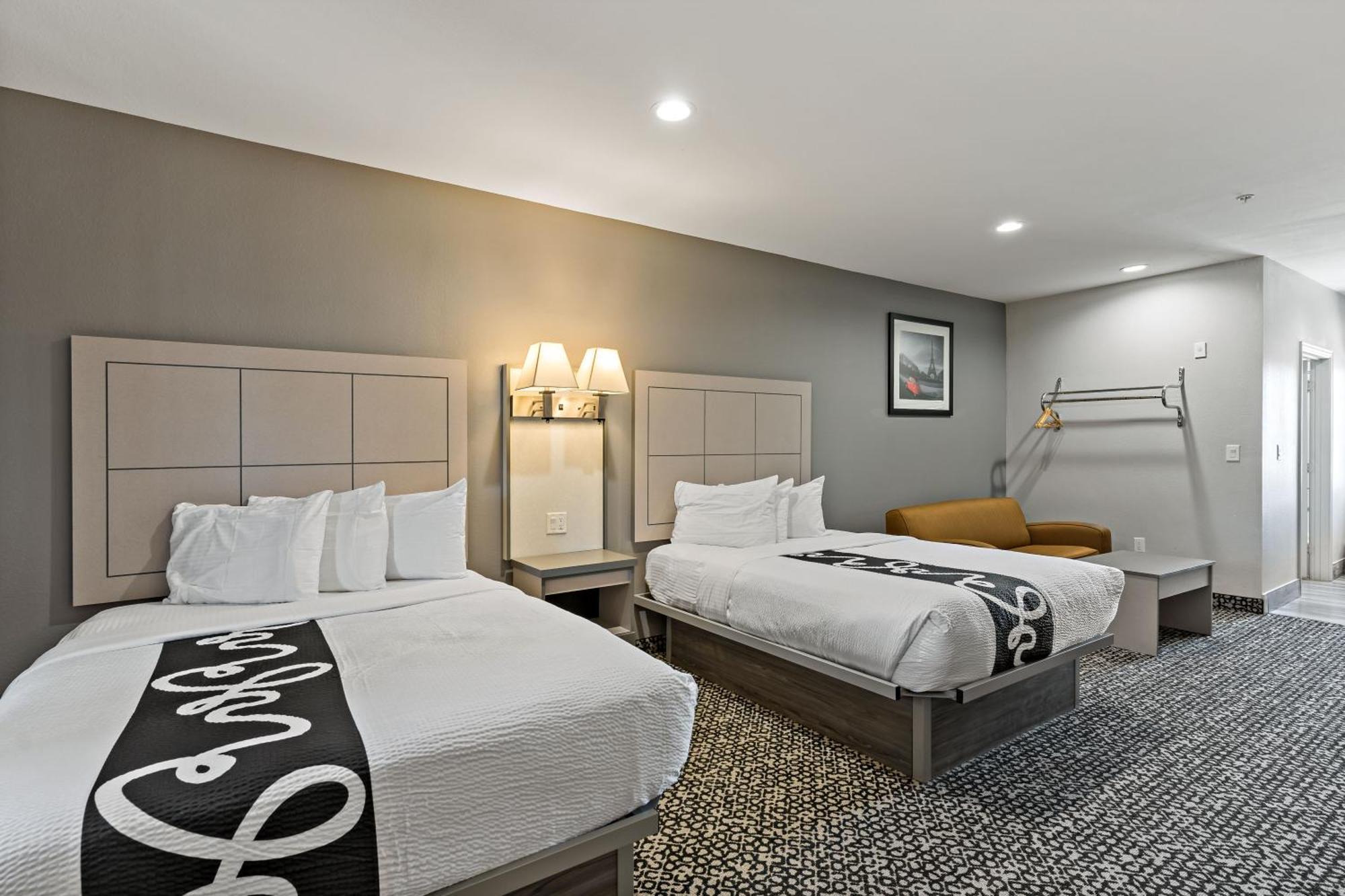 Paris Inn & Suites Buitenkant foto