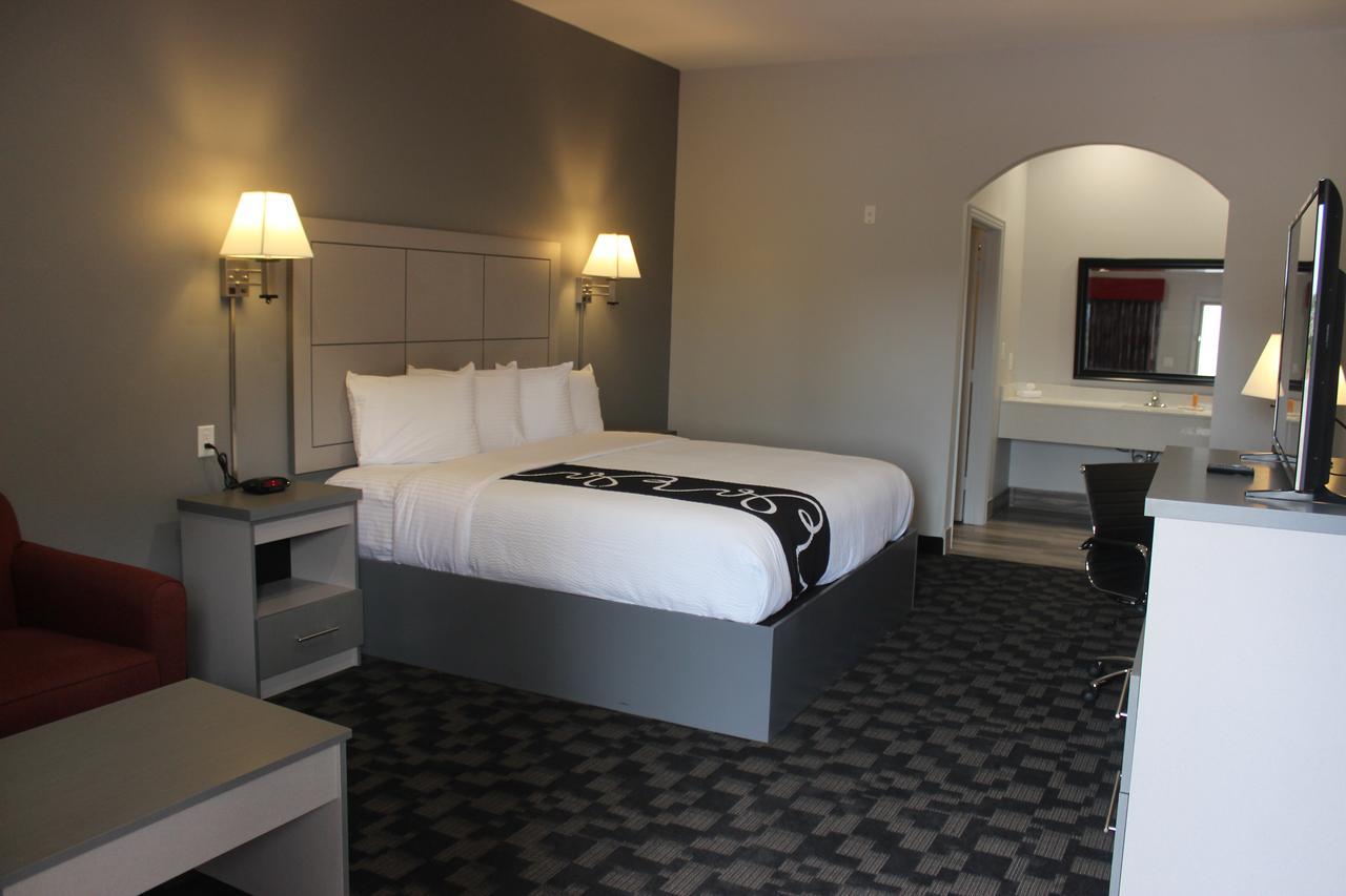 Paris Inn & Suites Buitenkant foto